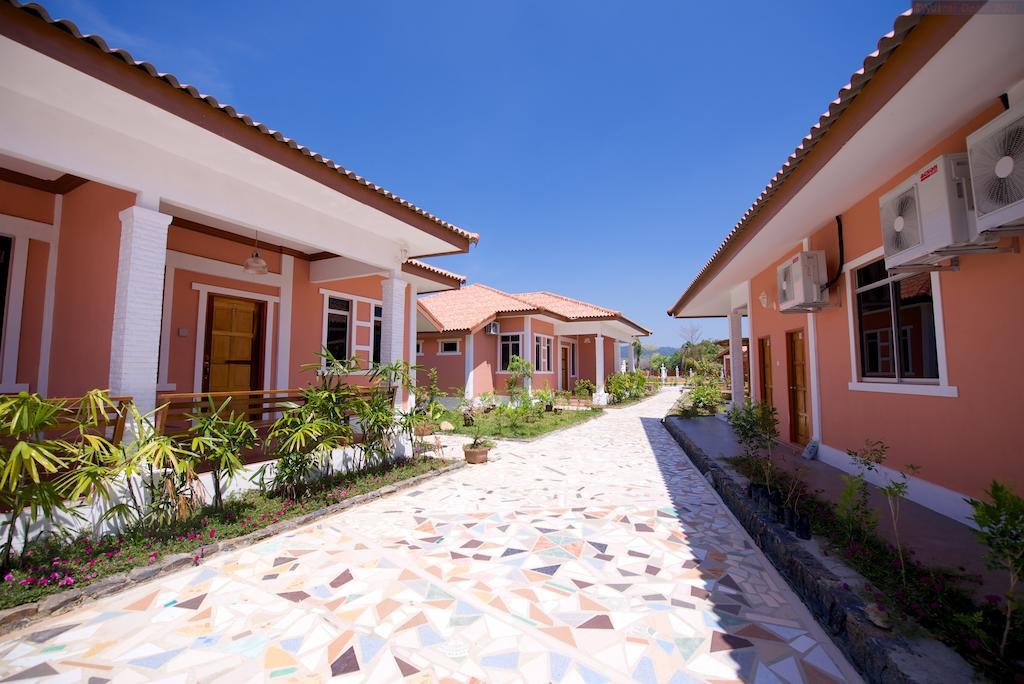 Pak Raja Villas Langkawi Exterior photo