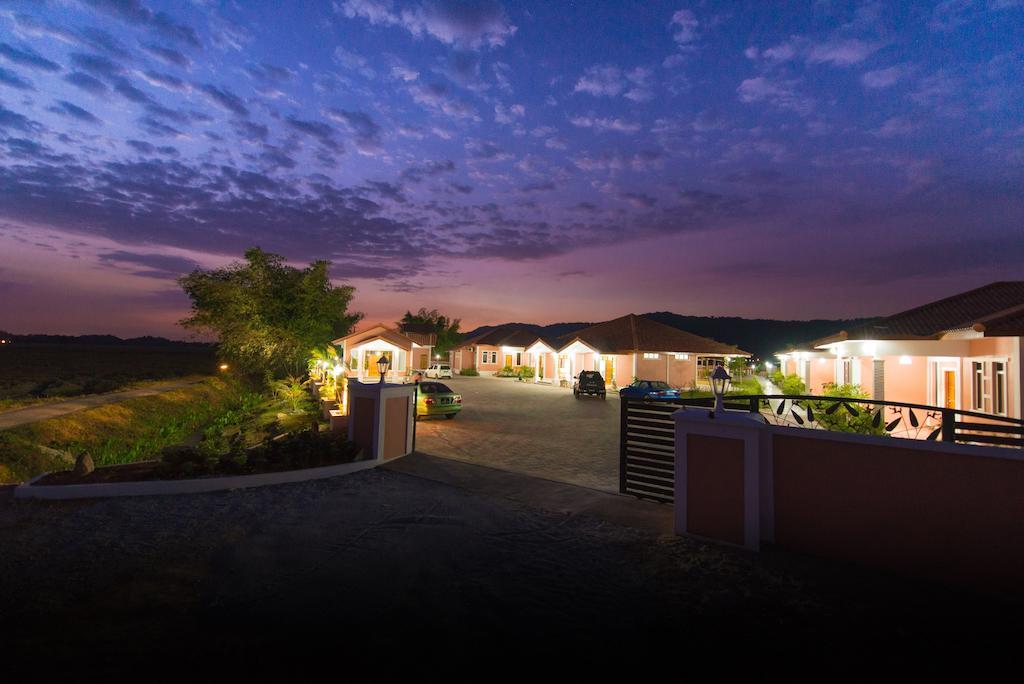 Pak Raja Villas Langkawi Exterior photo